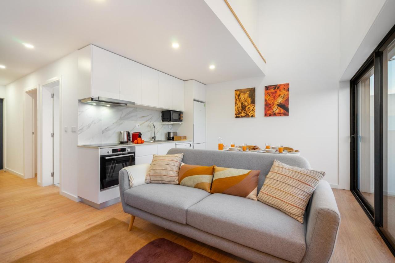 Whome Riverside View Premium Apartment W/ Ac & Terrace Porto Ngoại thất bức ảnh