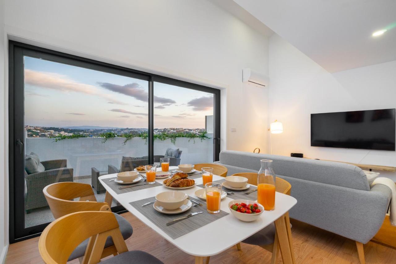 Whome Riverside View Premium Apartment W/ Ac & Terrace Porto Ngoại thất bức ảnh