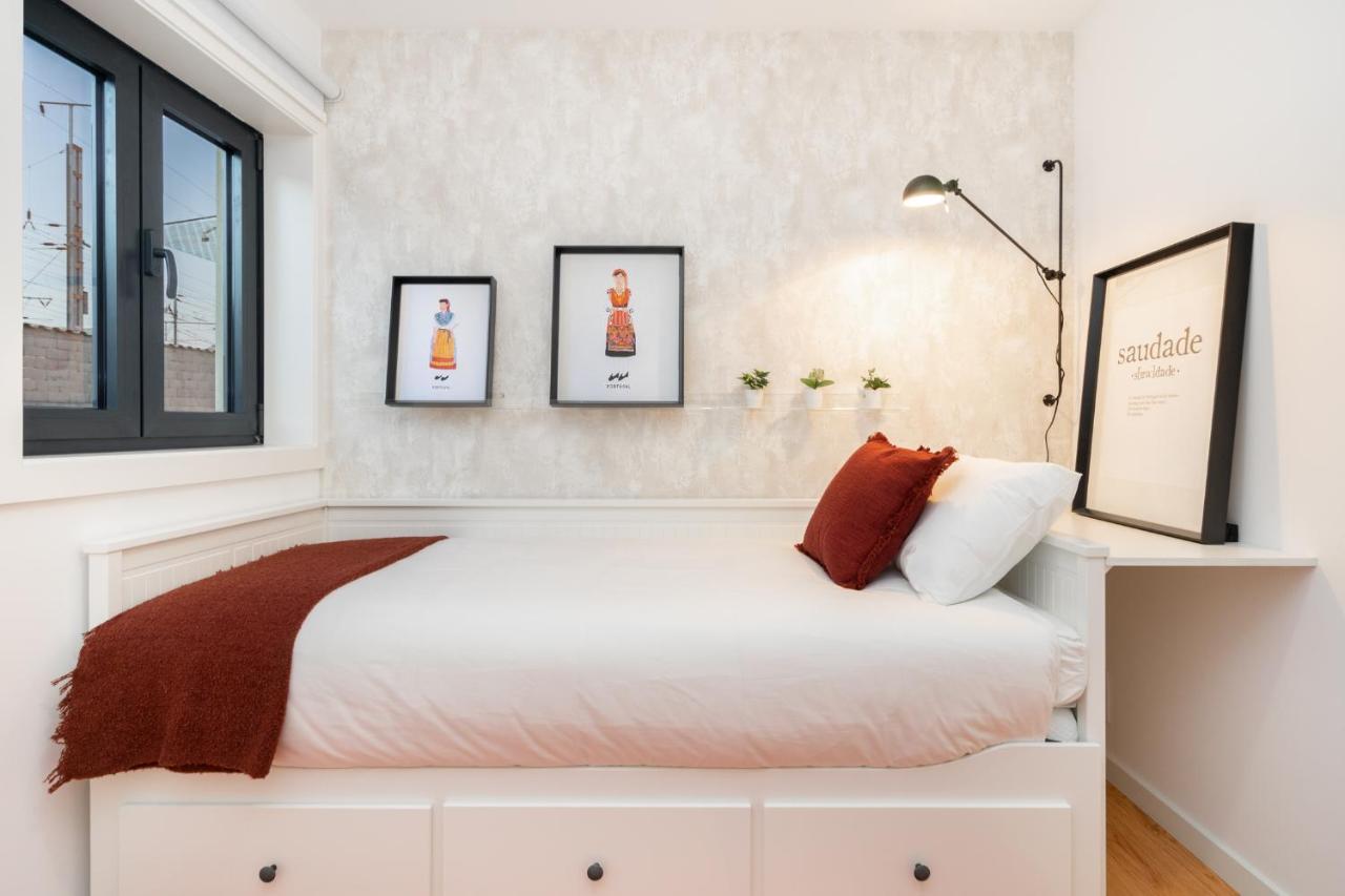Whome Riverside View Premium Apartment W/ Ac & Terrace Porto Ngoại thất bức ảnh