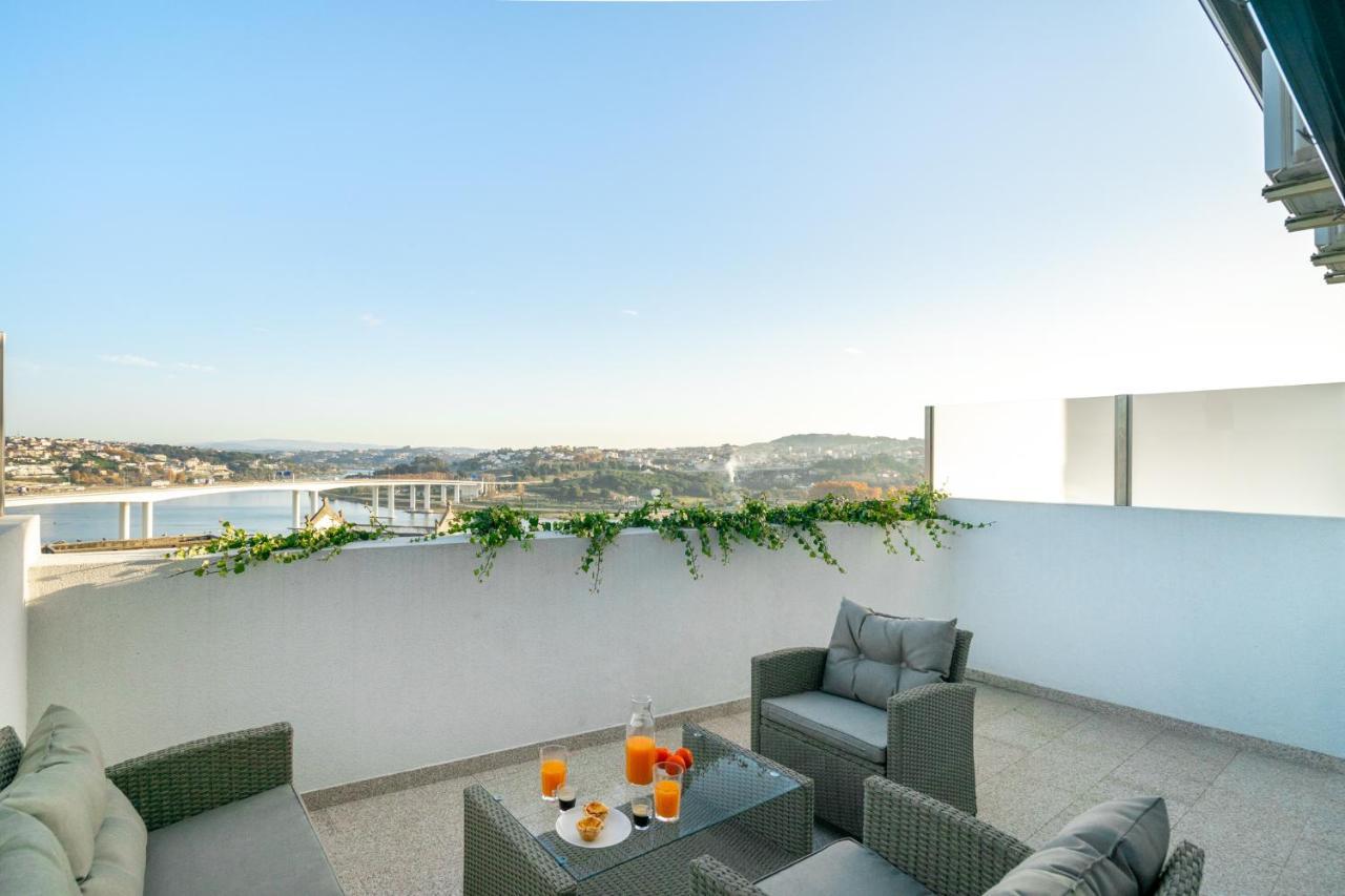 Whome Riverside View Premium Apartment W/ Ac & Terrace Porto Ngoại thất bức ảnh